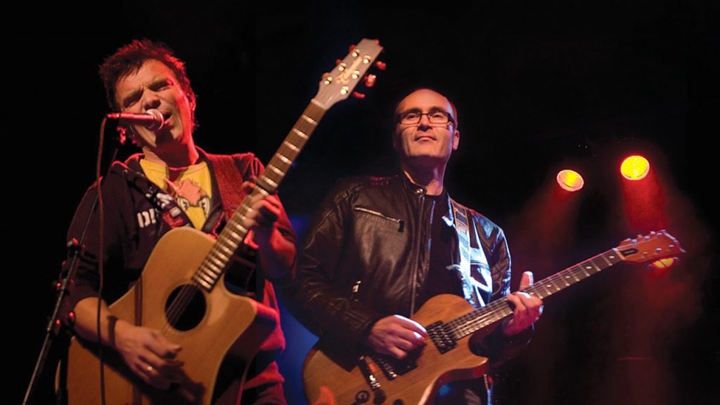 Tom Wangerud og Bendik Nerstad er to musikere som tilbyr middagsunderholdning musikalske mellomretter.